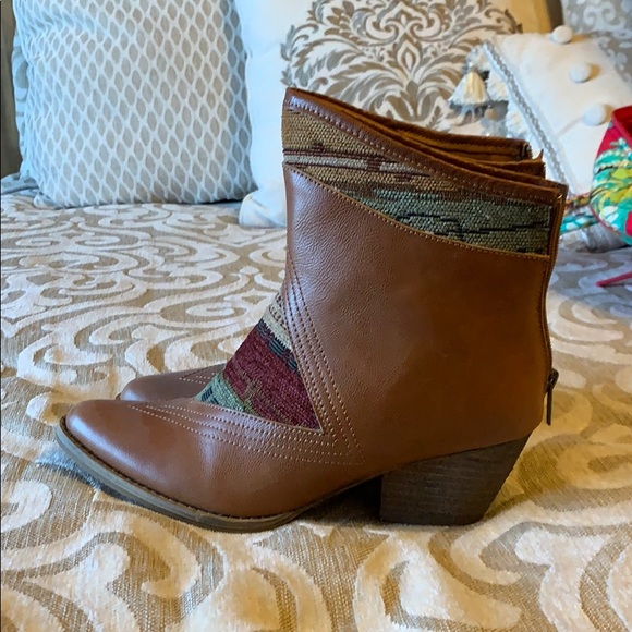 Never worn booties! - Picture 4 of 4